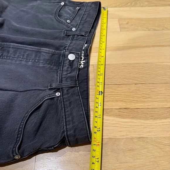 MOTHER SNACKS! The Pleated Fun Dip Puddle - Picture 11 of 16